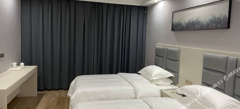 君御酒店(一峰城市广场东商贸店)图片