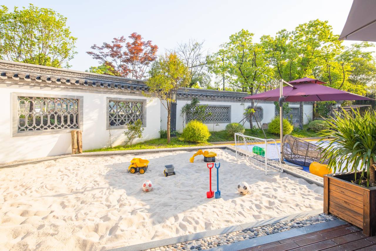 花筑·常清居 | Lake Fantasy 亲子度假·冲浪泳池美墅(千岛湖店)图片