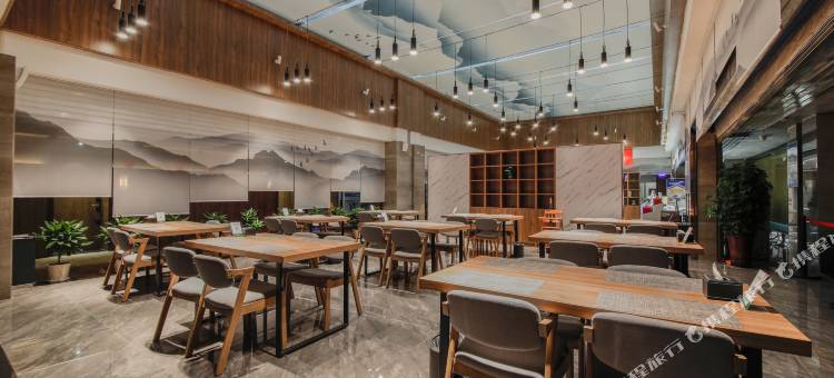 南阳名门未来智慧酒店(车站路店)图片