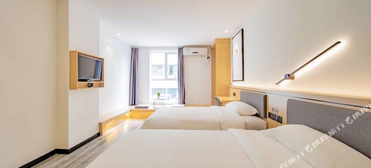 青季酒店(海口骑楼老街南亚广场店)图片