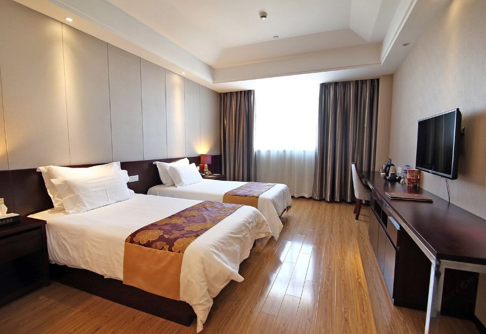 Baolong Homelike Hotel (Shanghai Changxing) Hotel Overview