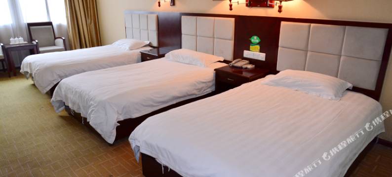 凯旋电力大酒店(武当山玉虚宫步行街店)图片