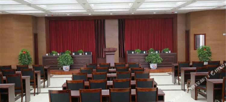 如家UP华驿精选酒店(万荣县宝鼎公园店)图片