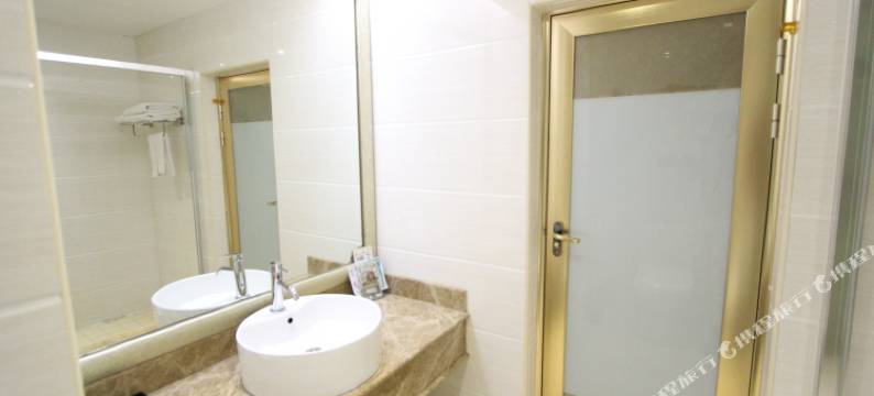 佛山和风假日酒店(高明沃尔玛店)图片