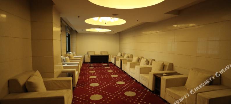 QMAX半岛酒店(淮南商贸百大店)图片