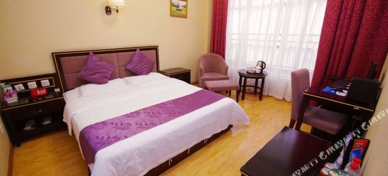 江油纪念碑酒店图片