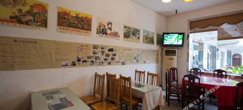 八戒青年旅舍(韶山风景区店)图片