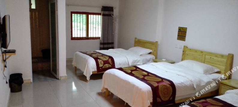 平武格桑美朵避暑山庄图片