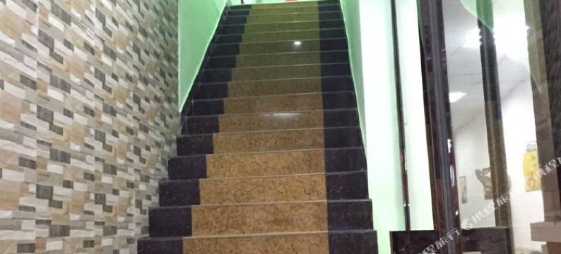 金蓉房屋租赁服务部(广州钟村店)图片