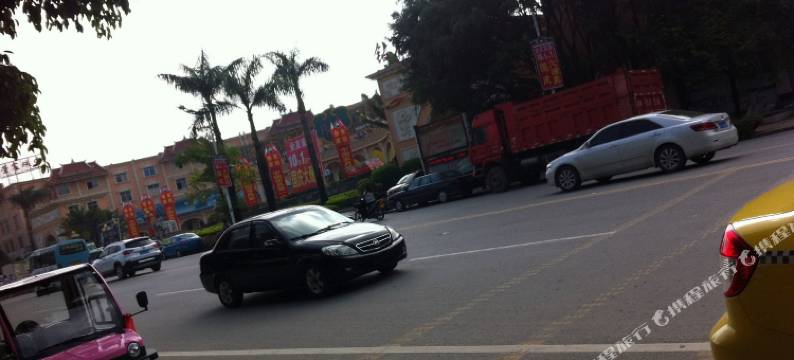 芒市宏丰电竞酒店(德宏芒市机场店)图片