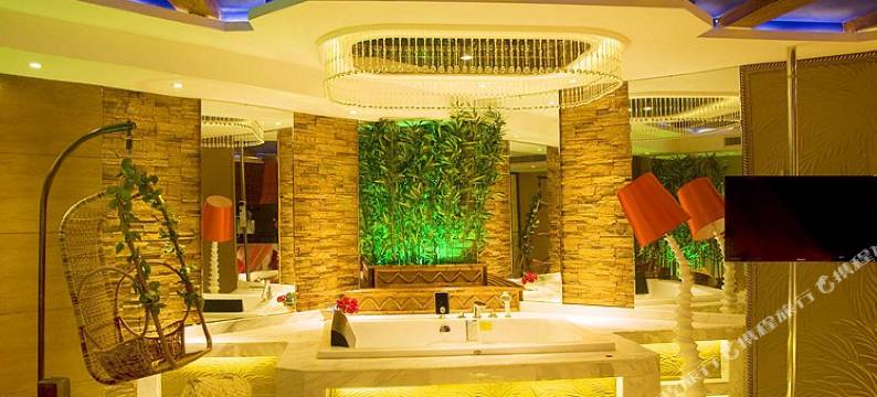黄石维娜斯情侣酒店图片