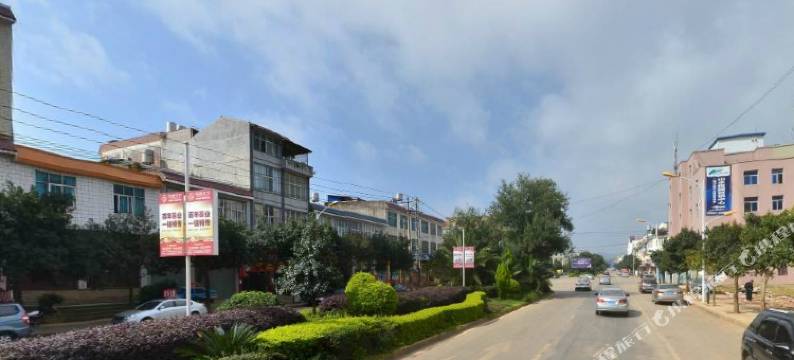 砚山龙湖元酒店图片