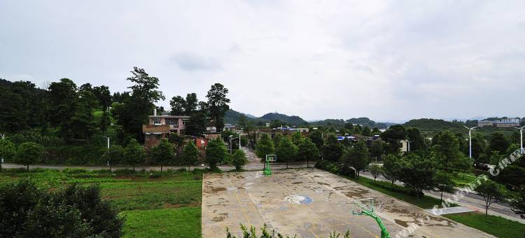 清镇红枫湖会议中心图片