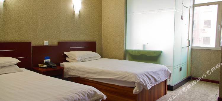 乌鲁木齐鑫华轩商务宾馆(新兴街地铁站店)图片