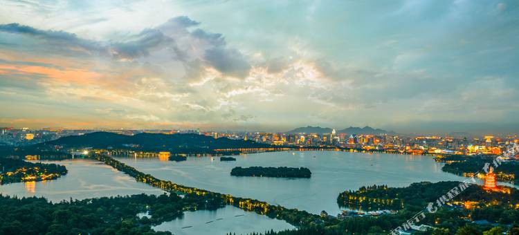 南京玄武湖假日酒店图片