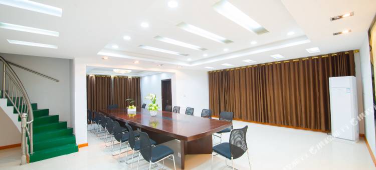 觅·青年树酒店(黄冈万达广场店)图片