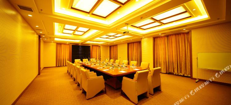 突泉醴泉大酒店图片