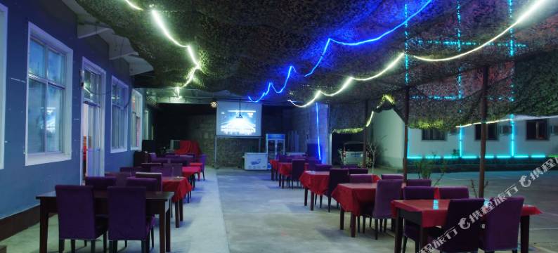 野三坡靠山居酒店图片