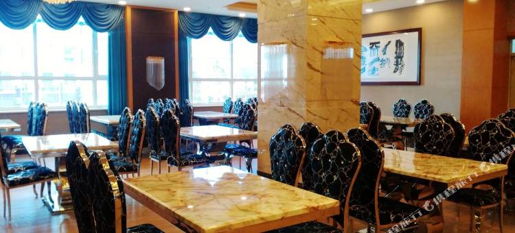 临泽隆泰酒店图片