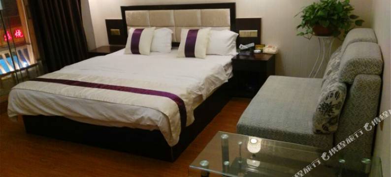 宝兴古城宾馆图片