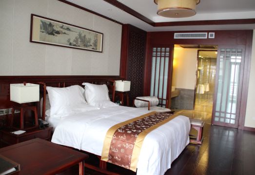 Debai Hot Spring ResortHotel Overview