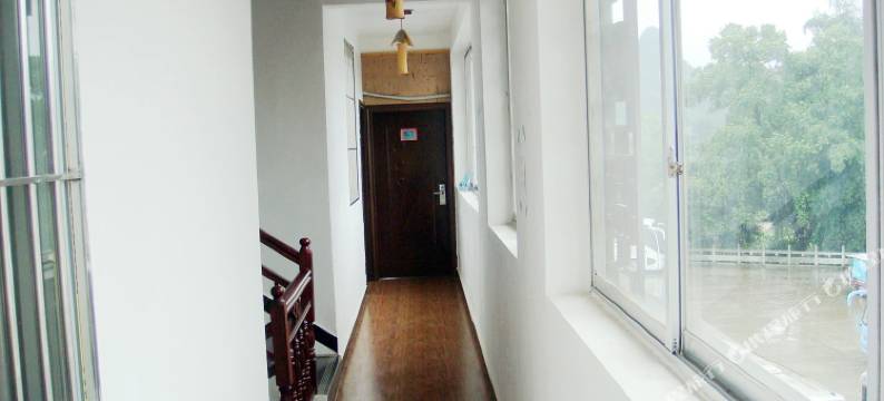 阳朔南游记客栈(20元人民币风景区兴坪古镇店)图片