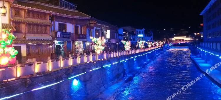 松潘丽都假日酒店图片
