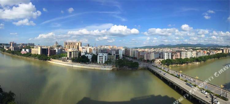 恩平艺诗阁酒店图片