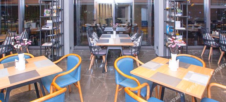 秦皇岛火车站迎宾路亚朵酒店图片