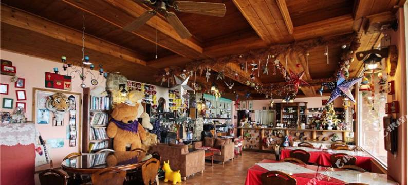 南投清境白熊屋图片