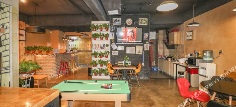 格兰德公寓酒店(丈八一路地铁站店)图片