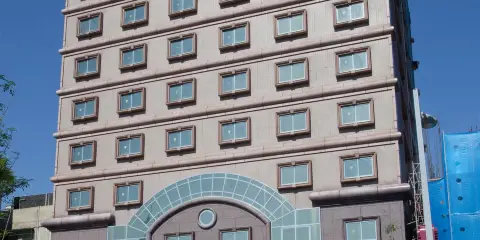 香城大飯店(台北松山店)