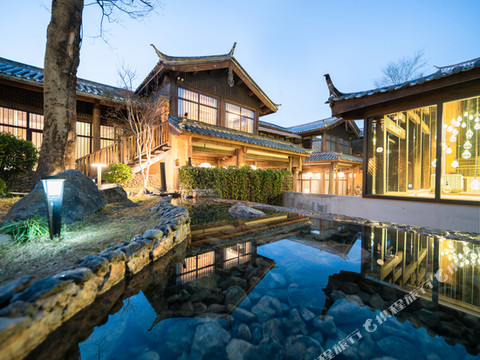 丽江晓驻·匠心雪山景观轻奢客栈