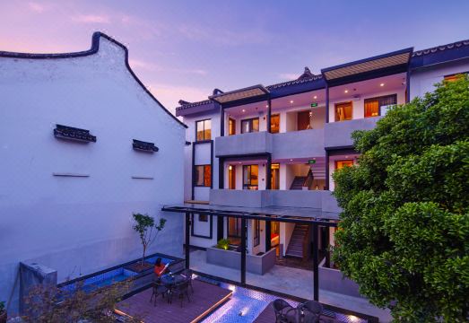Xinxuan·Juanmu Meisu (Wuzhen Scenic Area Branch)Hotel Overview