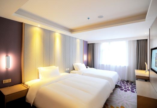 Lavande Hotel (Guilin Railway Station, Liangjiang Sihu) Hotel Overview