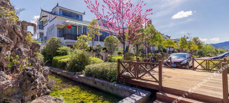 丽江沐雲雪居别墅庭院图片