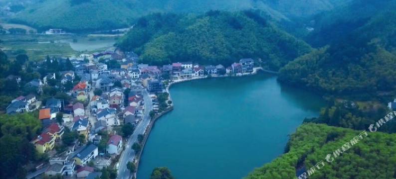 田舍·Courtyard观景休闲度假Villa山宿(安吉云上草原度假区店)图片