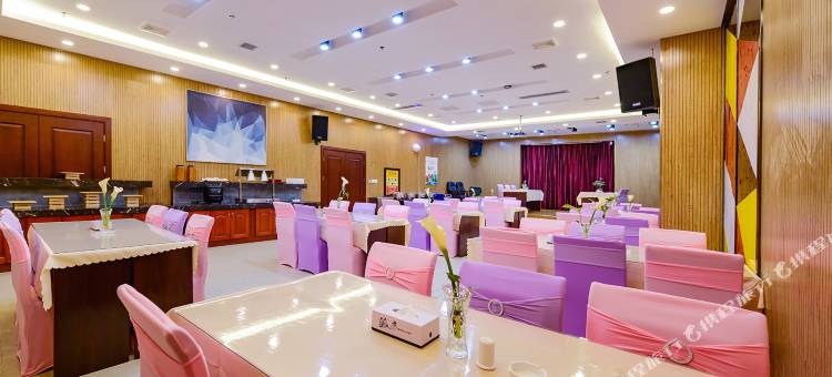 柏曼酒店(清镇时光贵州职教城店)图片