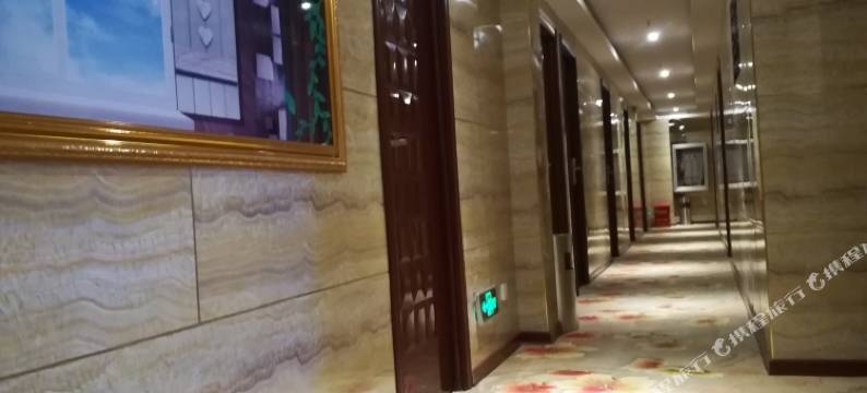 易佰良品酒店(上海青浦工业园大盈镇店)图片