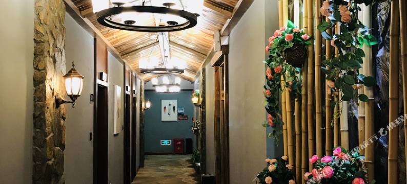 德清北岸主题酒店(新市古镇店)图片