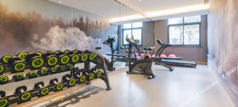 齐来轻奢酒店(上海虹桥机场吴中路店)图片