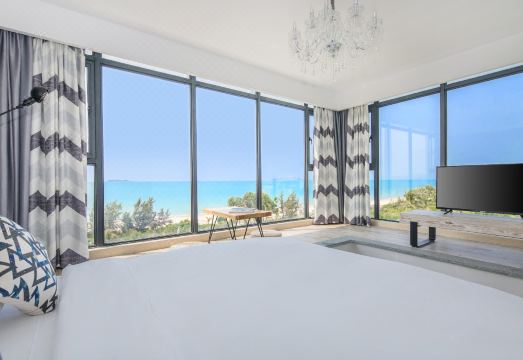 若逸ROY（ 三亚湾椰梦长廊店）外景图