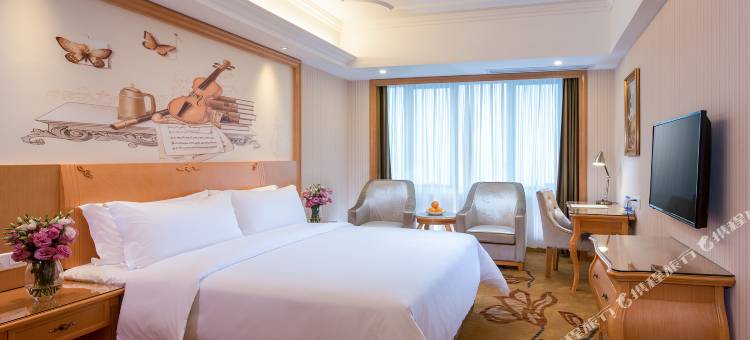 维也纳国际酒店(昆明广福路爱琴海购物公园店)图片