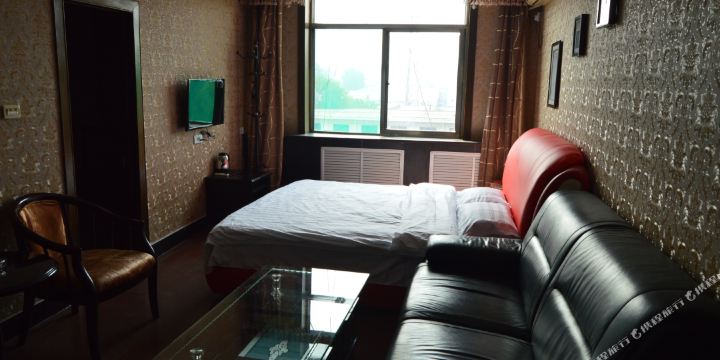 鑫宾馆(箕城西街店)