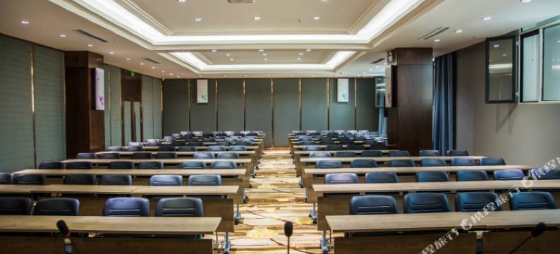 伊正酒店(呼和浩特万达广场市政府地铁站店)图片