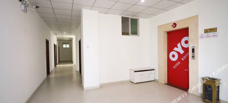 OYO潮州捷运旅馆图片