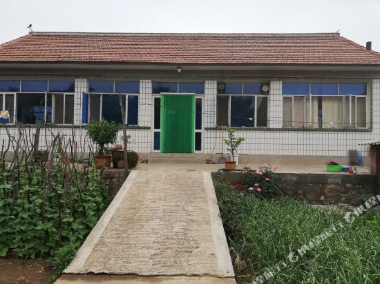 兴隆山楂树小院