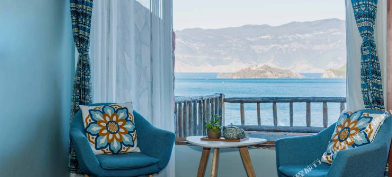 泸沽湖那年客栈图片