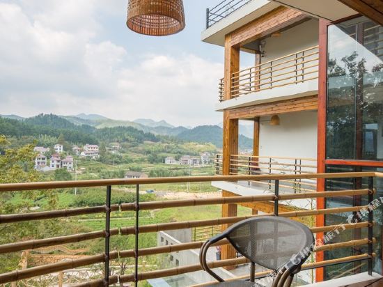 沈波客栈(安吉根艺展示馆店)