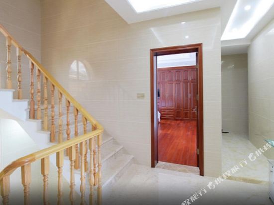 雨季之家度假别墅(象山石柱里村店)